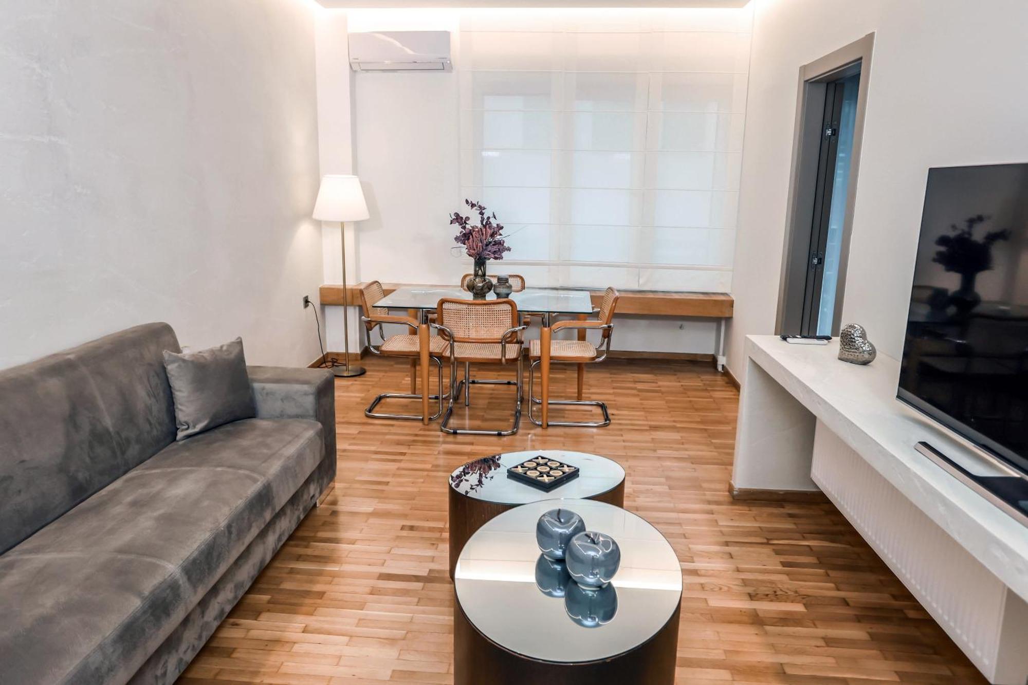 Elektra'S Apartment#2 1St Fl, Διαμέρισμα Στο Κέντρο Της Λάρισας Με Δωρεάν Parking Exterior foto